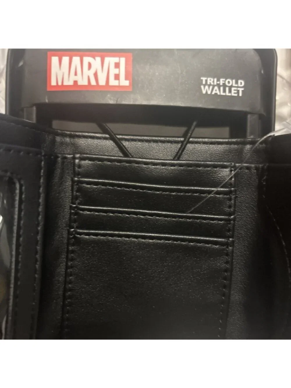 Marvel Spider-Man Tri-Fold Wallet Comic Print Spider Man For I.D. Cards Tin Case